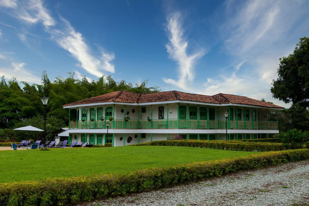 Edén Parque Del Café Hotel *